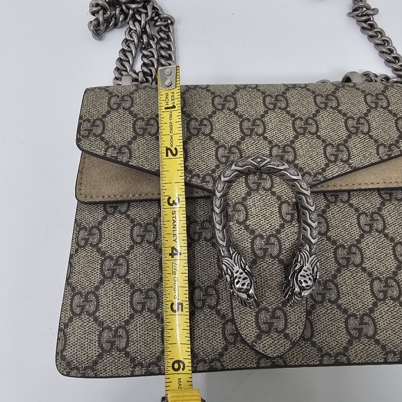 Gucci Cream and Brown Crossbody Bag with Iconic Design - Picture 15 of 16